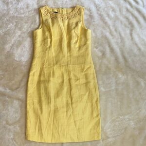 Elegant Yellow Sleeveless Dress